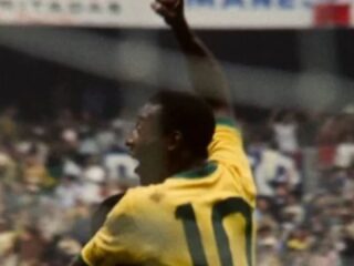 Pelé foi mencionado 560 milhões de vezes na primeira hora após a notícia de sua morte