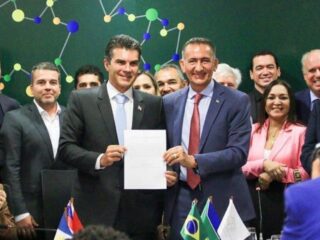 Helder Barbalho é empossado como presidente do Consórcio Amazônia