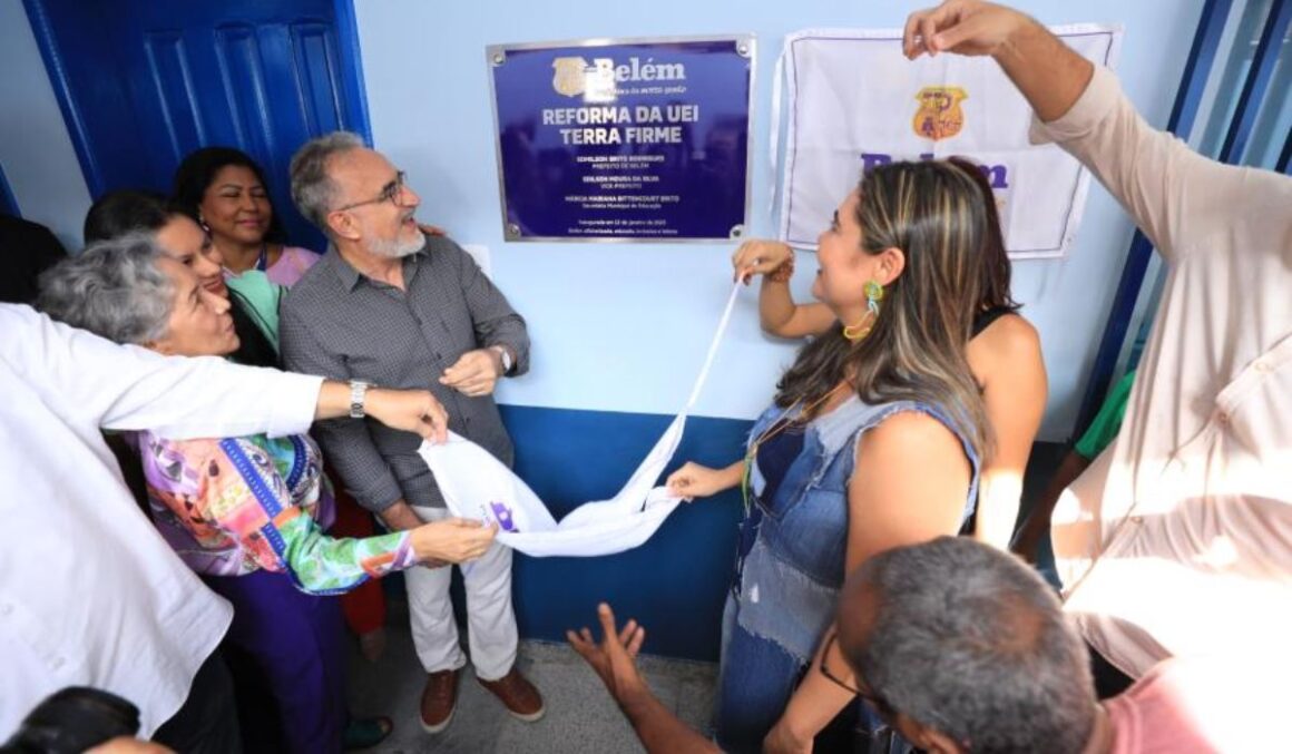 Prefeito Edmilson Rodrigues anuncia reajuste de 18% no vencimento-base dos professores da rede municipal