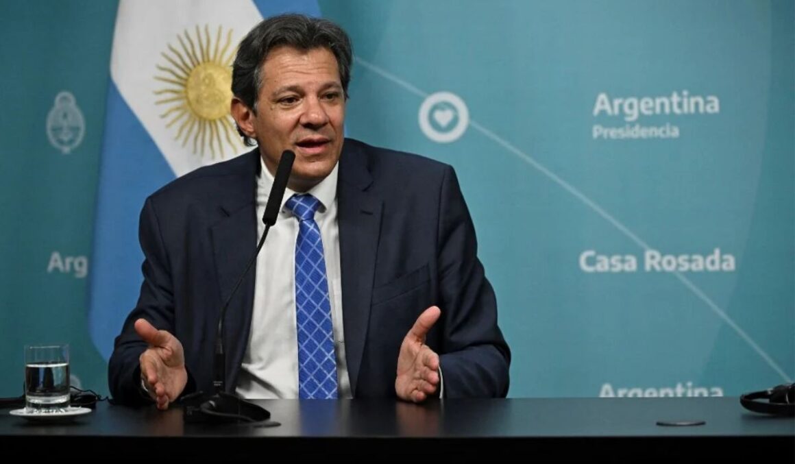Não existe projeto de moeda única entre Brasil e Argentina, diz Haddad