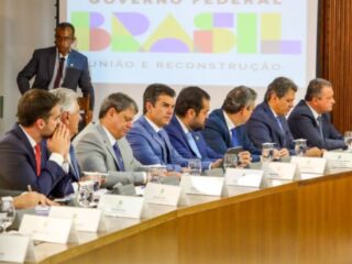 Em reunião com Lula, Governadores da Amazônia Legal pleiteiam investimentos em infraestrutura e meio ambiente