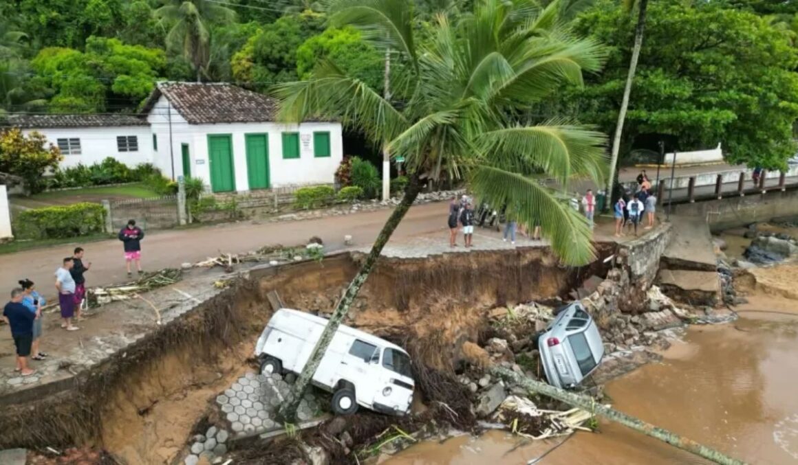 Temporal no litoral de São Paulo é o maior já registrado no Brasil