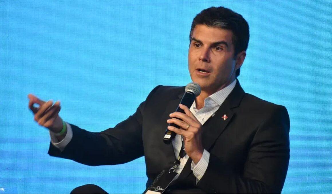 Helder Barbalho anuncia a liberação de R$ 30 milhões para investimento na área da saúde de Belém