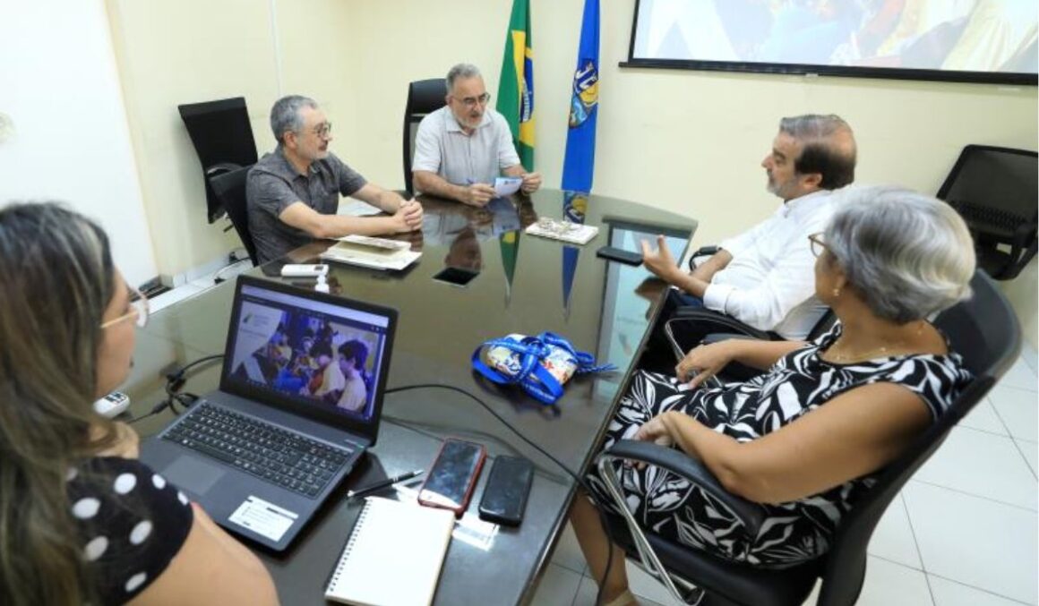 Edmilson Rodrigues reune com representantes da Vale para debater sobre o Cinema Olympia e um Centro Cultural em Belém