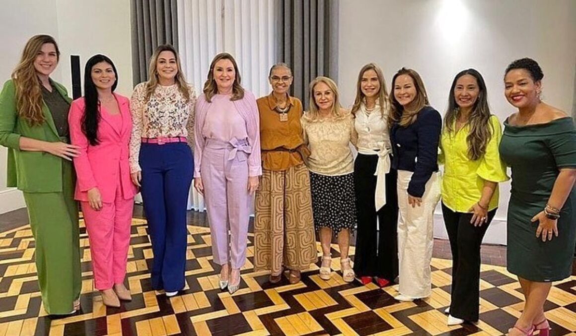 Vice-governadora Hana Ghassan e primeira-dama Daniela Barbalho iniciam a semana da mulher homenageando as parlamentares do Legislativo Estadual e Federal