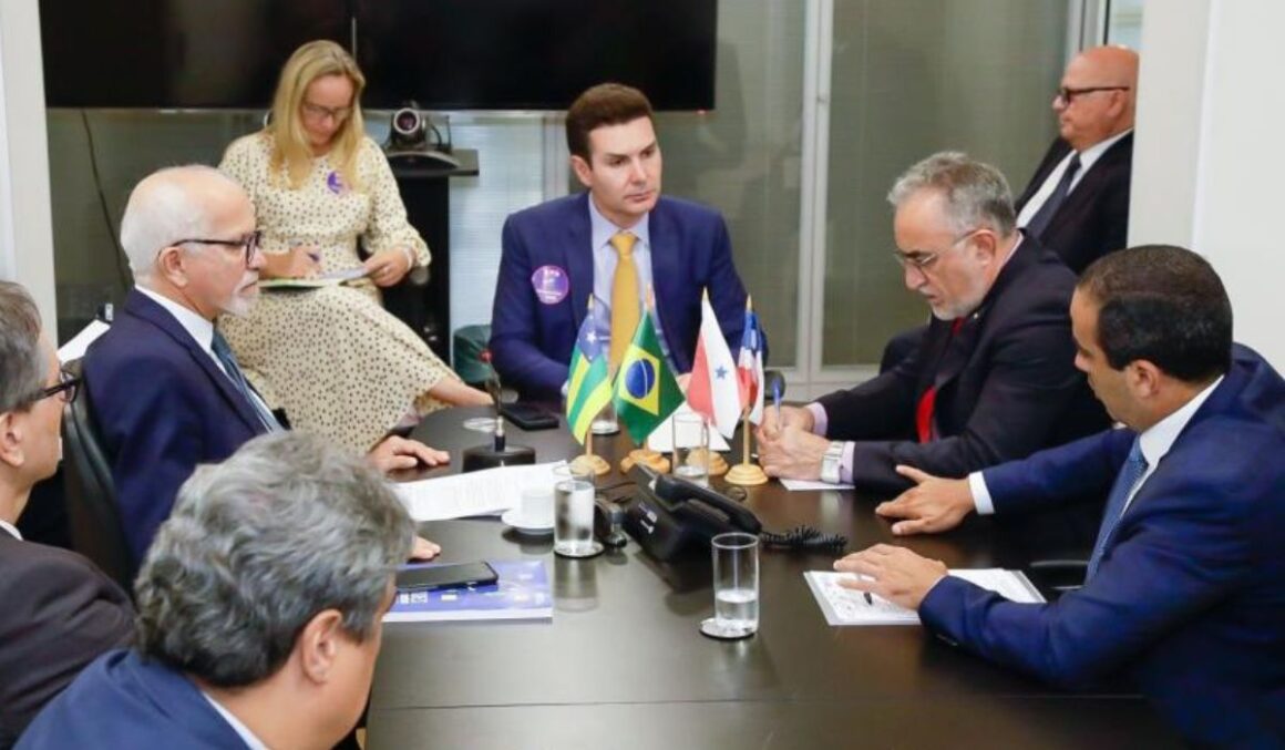 Prefeito Edmilson Rodrigues e Jader Filho debatem em Brasília transporte público e a participação cidadã que marca a capital paraense