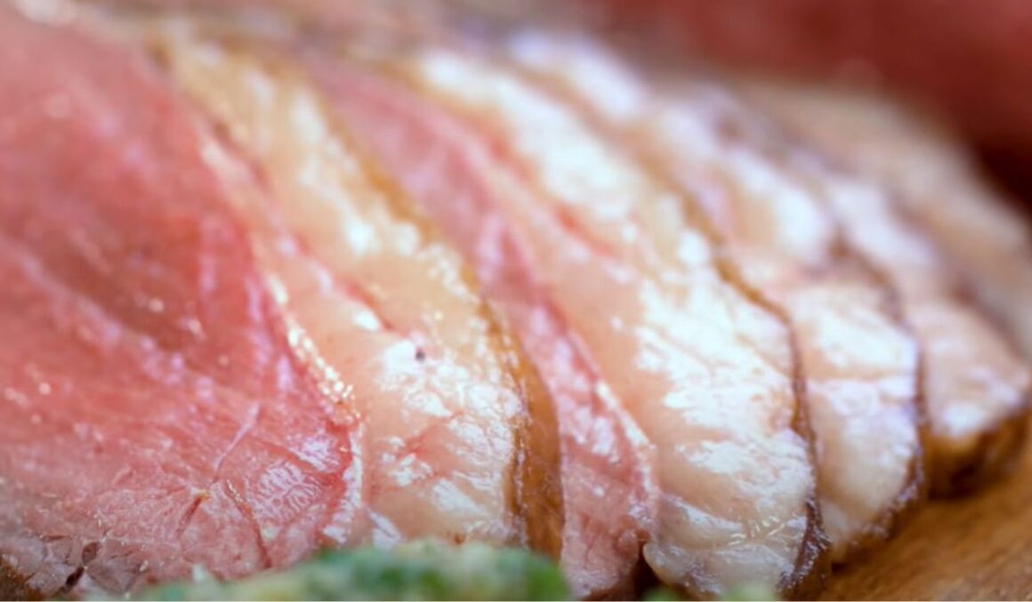 Preço da carne tem maior baixa em 15 meses; picanha lidera queda