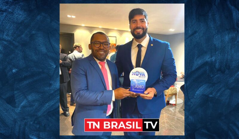 Deputado Adriano Coelho, do PDT, recebe homenagem da Rádio e TV Nova Belém, na Alepa