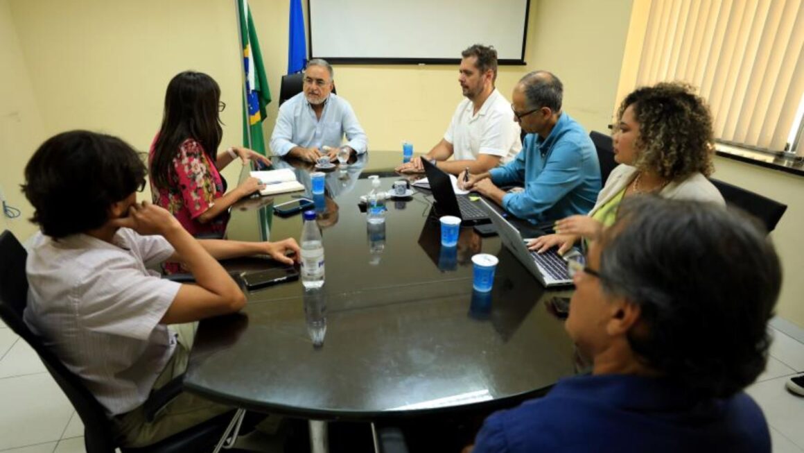 Edmilson Rodrigues se reuniu com representantes do Banco Fonplata para ajustar o financiamento de 60 milhões de dólares para a macrodrenagem do Mata Fome