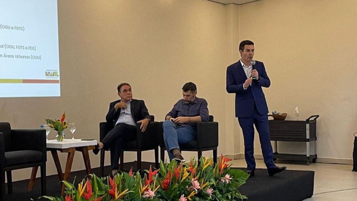 Ministro Jader Filho participa do Fórum Norte e Nordeste da Construção Civil
