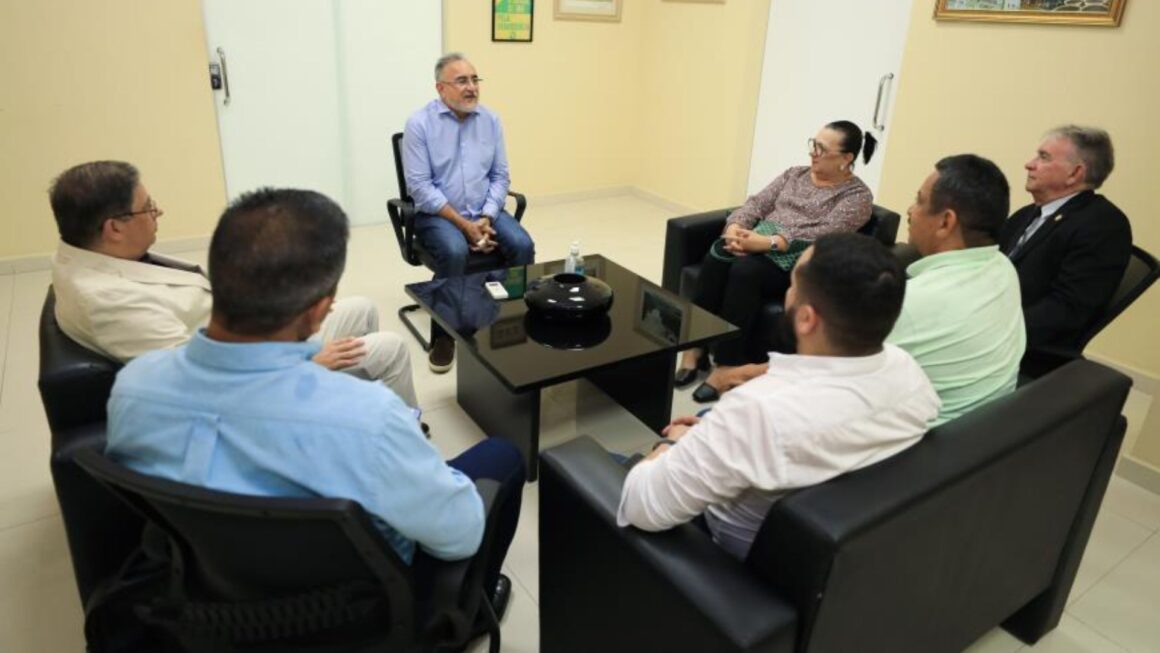 Corretores de imóveis apresentam pauta com demandas da categoria ao prefeito Edmilson Rodrigues