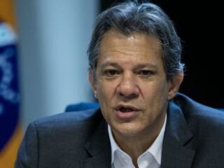 Haddad diz que nova regra fiscal garante volta dos pobres ao orçamento