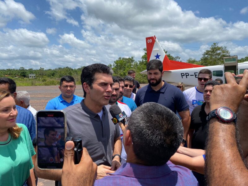 Adriano Coelho cumpre agenda política com o governador Helder Barbalho, em Cametá na "Abertura da Pesca"