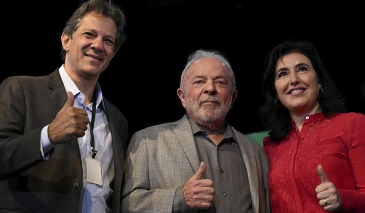 Governo Lula prevê reajuste do salário mínimo para R$ 1.389 em 2024