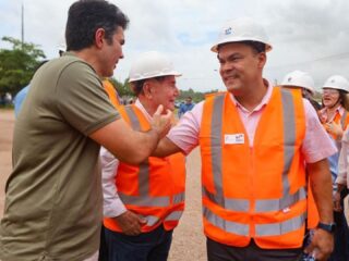 Deputado Lu Ogawa cumpre agenda com o governador Helder Barbalho na Vila do Conde