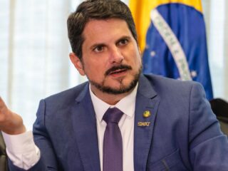 Marcos do Val afirma que Lula sabia sobre atos de 8 de janeiro e recebeu minuta de intervenção federal dias antes