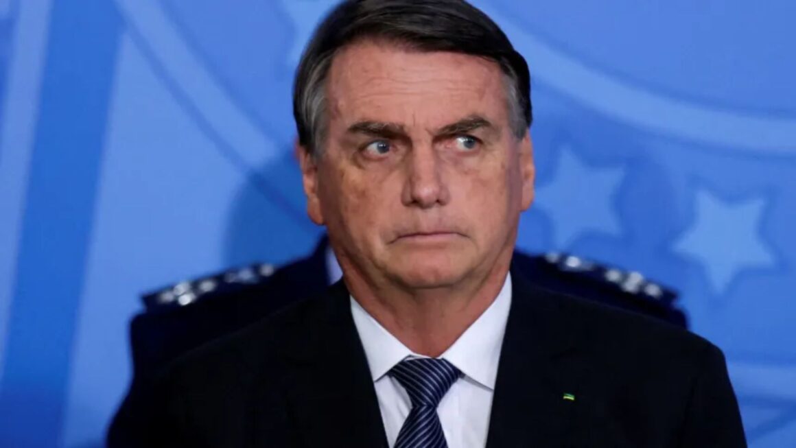 Orçamento de militares foi 150 vezes maior que do Meio Ambiente sob Bolsonaro