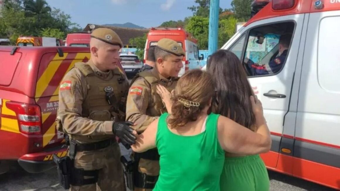 Homem de 25 anos invade creche e mata 4 crianças em Blumenau (SC)