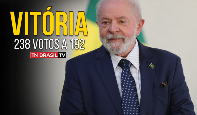 Governo Lula tem vitória com ajuda de bolsonaristas e PL das Fake News vai a votação na Câmara