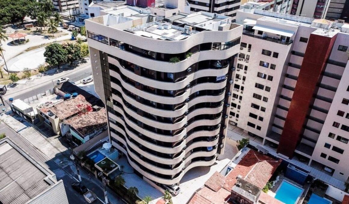 Filhos de Lira vão à Justiça e tomam da mãe imóvel com dívida de R$ 179 mil