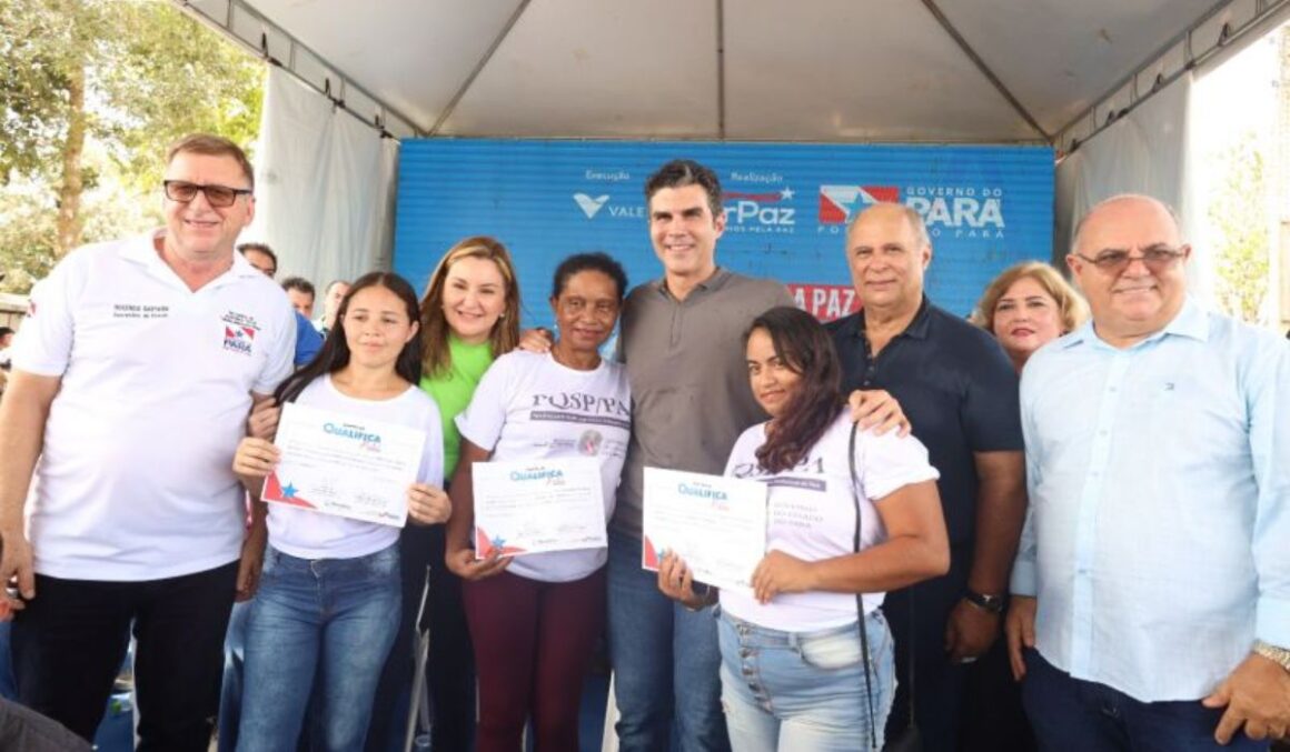 Concluintes do Programa Qualifica Pará recebem certificados em Capanema