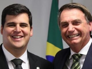 Bolsonaro recebe Pix de apoiadores para pagar multa após post de deputado