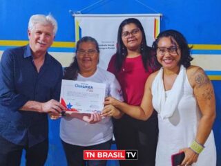 Airton Faleiro participa da entrega de certificados para as turmas do Programa Qualifica Pará, em Altamira