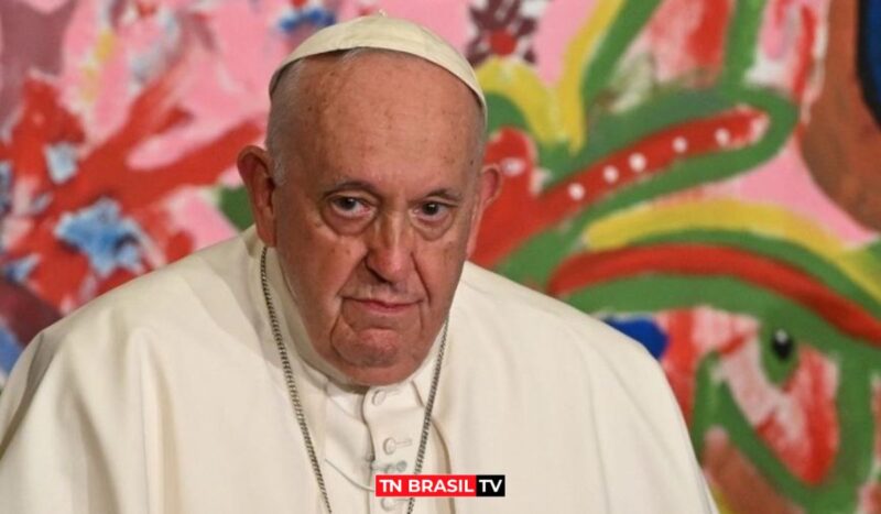 “Sinto raiva e repulsa” disse Papa Francisco após queimarem o Alcorão na Suécia