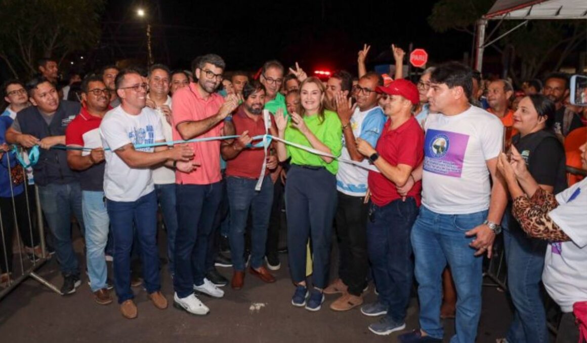 Prefeito Dr. Daniel Santos entrega a nova estrada do Curuçambá com mais de 3 quilômetros de vias asfaltadas