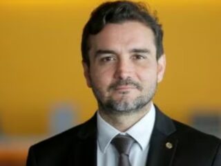 Ministro Celso Sabino nega promessa de dar mais votos a Lula no Congresso