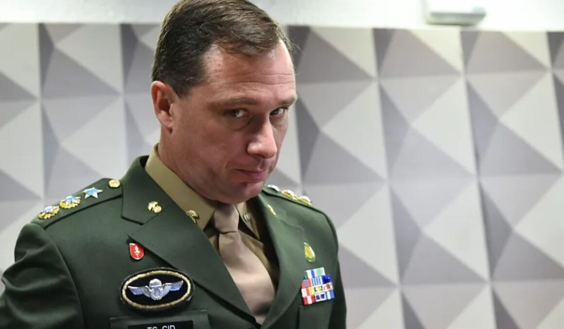 Mauro Cid: PF aceita acordo de delação premiada do ex-ajudante de Bolsonaro