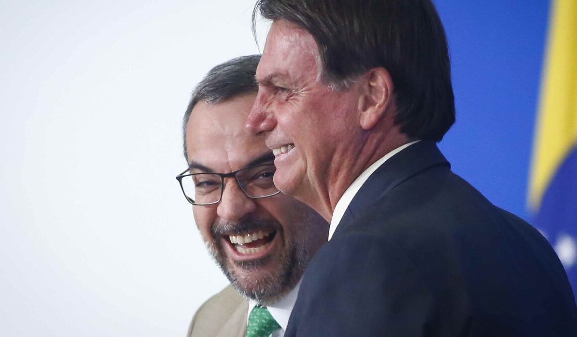 Weintraub chama Bolsonaro de “cafetão” e diz que ele agora aumenta a fortuna sem roubar