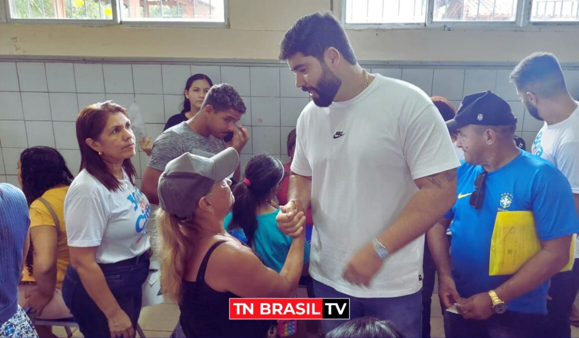 "Bora Pra Cima" do Instituto Diana Coelho realizou no sábado (01) ação de cidadania em Mosqueiro