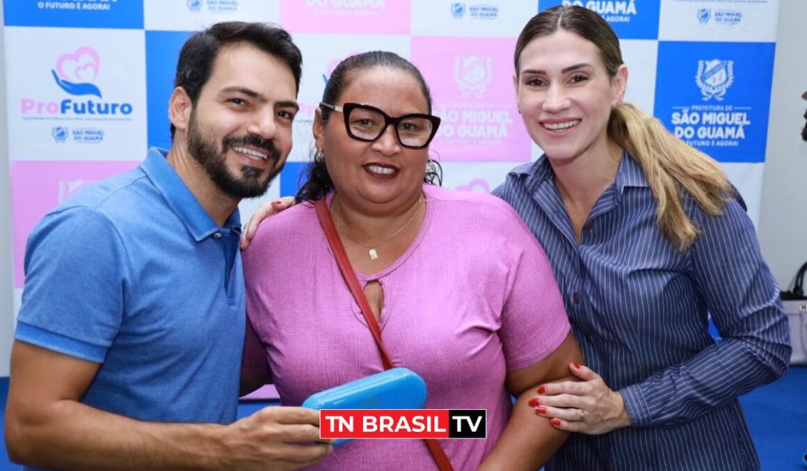 Prefeito Eduardo Pio X realiza nova entrega de óculos de grau na sede do projeto ProFuturo, em São Miguel do Guamá