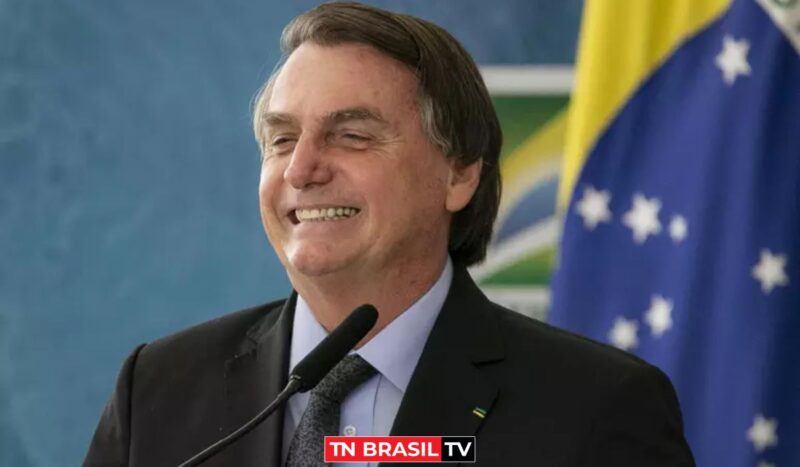 TSE arquiva três ações contra Bolsonaro