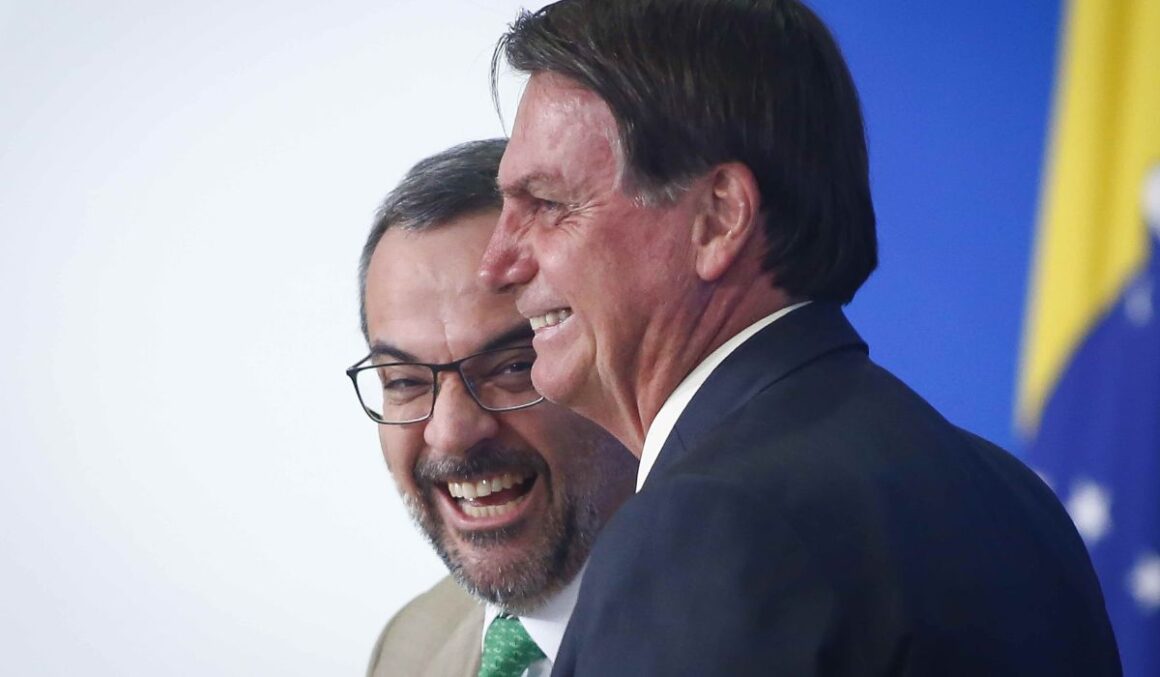 Weintraub sobre família Bolsonaro: 'Ratos, em breve, estarão presos'