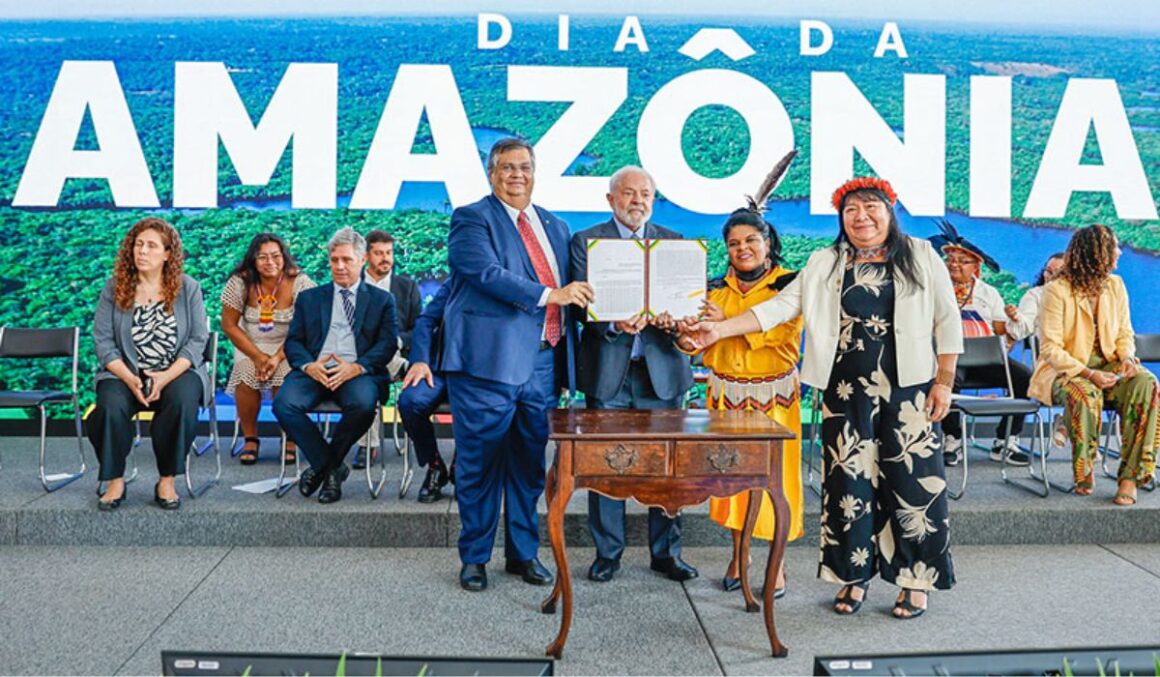 Lula anuncia R$ 600 mi do Fundo Amazônia para municípios e unidades