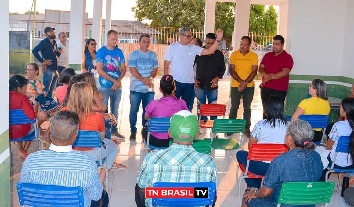 Prefeito Pastor David apresenta médico que atenderá comunidade de Goianésia do Pará