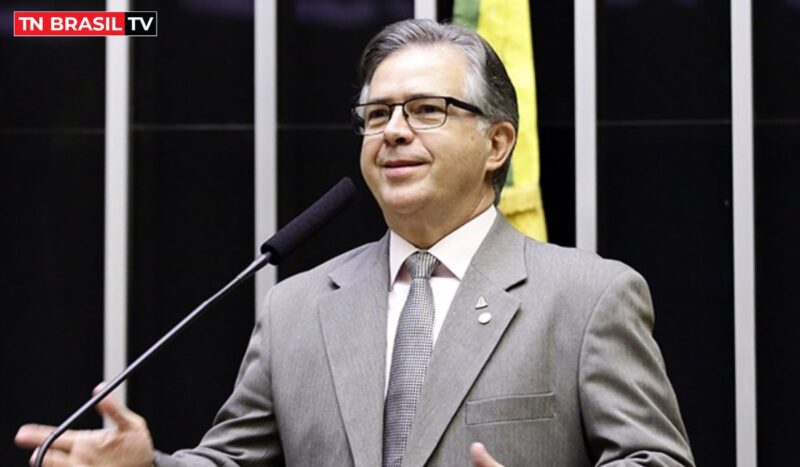 O deputado Federal Joaquim Passarrinho (PL) continua como melhor parlamentar do Pará; Ranking dos Políticos