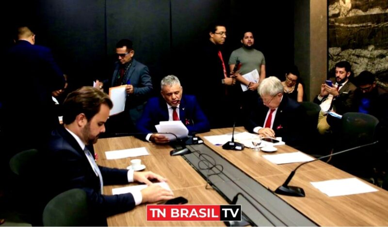 CCJRF aprova 8 iniciativas de lei e rejeita outros quatro projetos