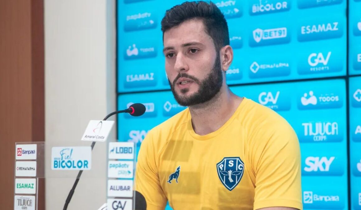 Paysandu anuncia rescisão de contrato com goleiro Thiago Coelho