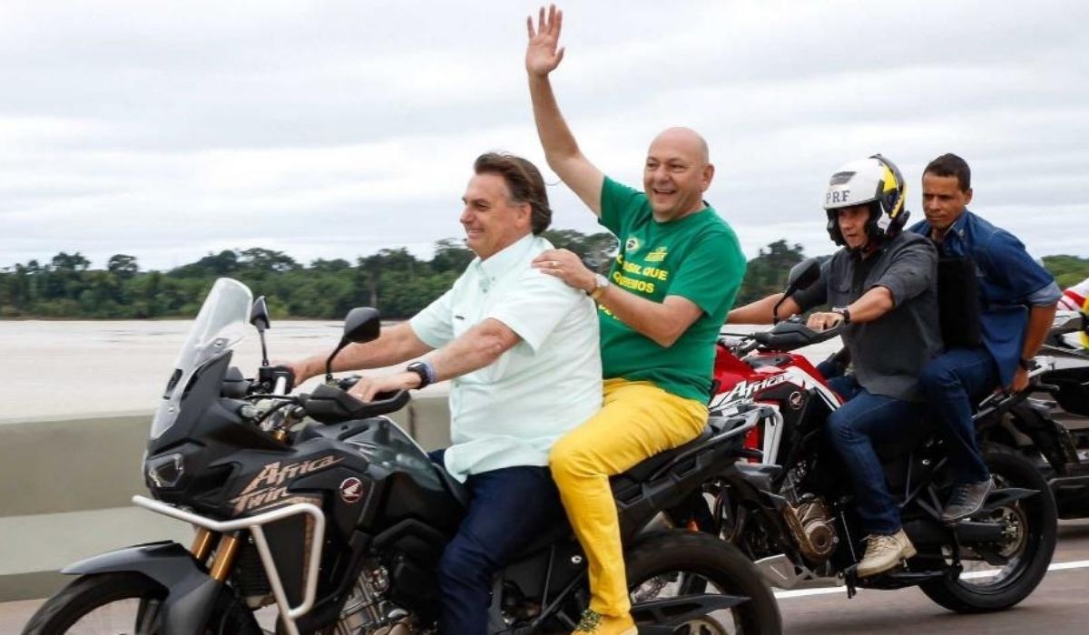 Moraes cita Luciano Hang em julgamento de Bolsonaro:'Verde periquito'