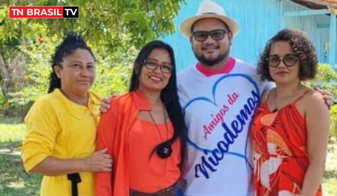 Vereador Wagner Pereira apoia artesã Soraia Melo, forte representante da arte marajoara em Ponta de Pedras