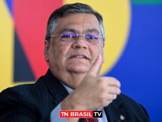 Dino promete processar “autores das mentiras” sobre ligação com facções criminosas