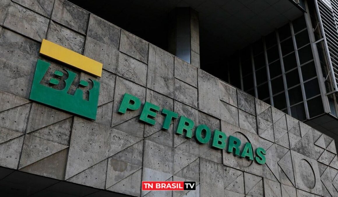 Petrobras Mantém Gasolina Acima do Valor Global para Recuperar Margens de Lucro