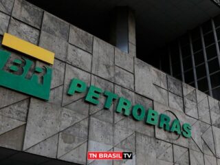 Petrobras Mantém Gasolina Acima do Valor Global para Recuperar Margens de Lucro