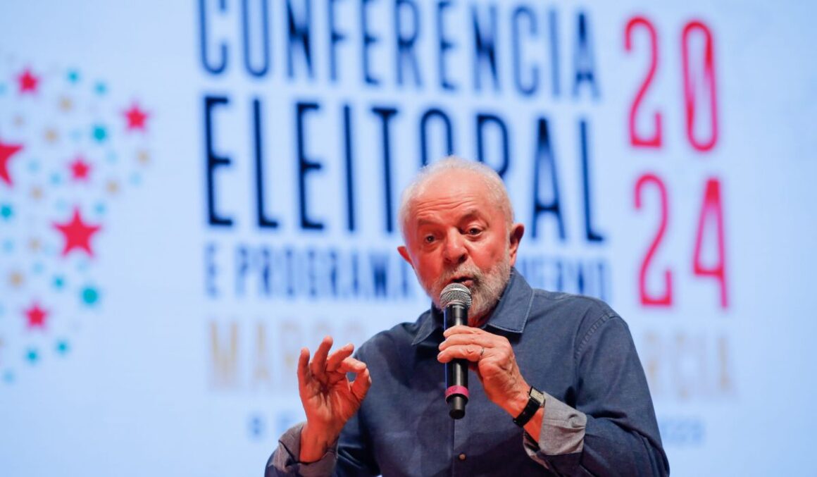 Lula faz críticas ao PT: 'pensa que tem toda verdade do planeta'
