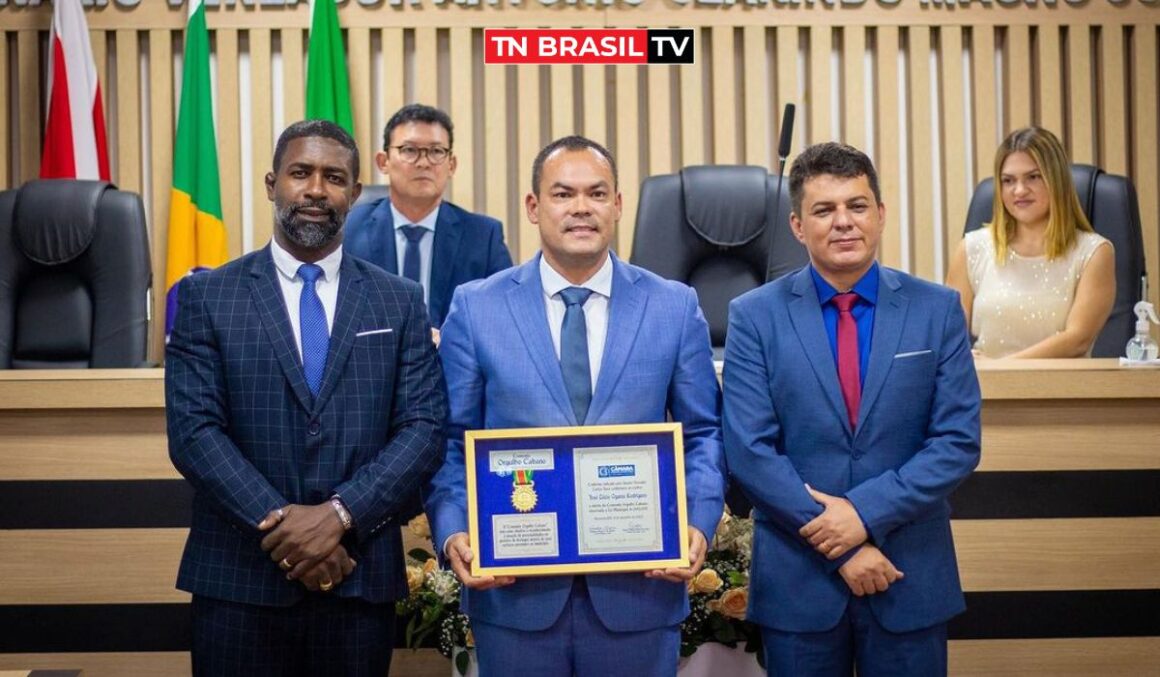 Deputado Lu Ogawa é homenageado com a comenda “Orgulho Cabano” pela Câmara Municipal de Barcarena