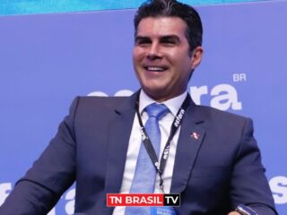 Helder Barbalho fica entre os 10 governadores mais bem avaliados do Brasil