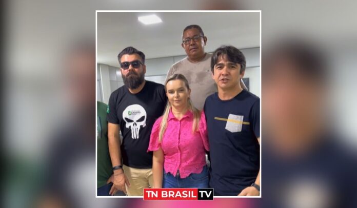 União da Direita Paraense: Deputado Wescley Tomaz recebe Del. Caveira em Itaituba